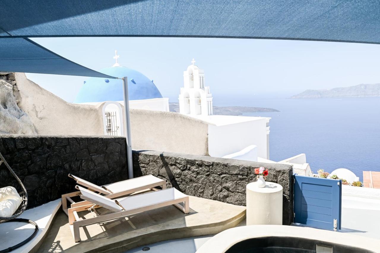 Three Bells Suites Firosztefáni Kültér fotó