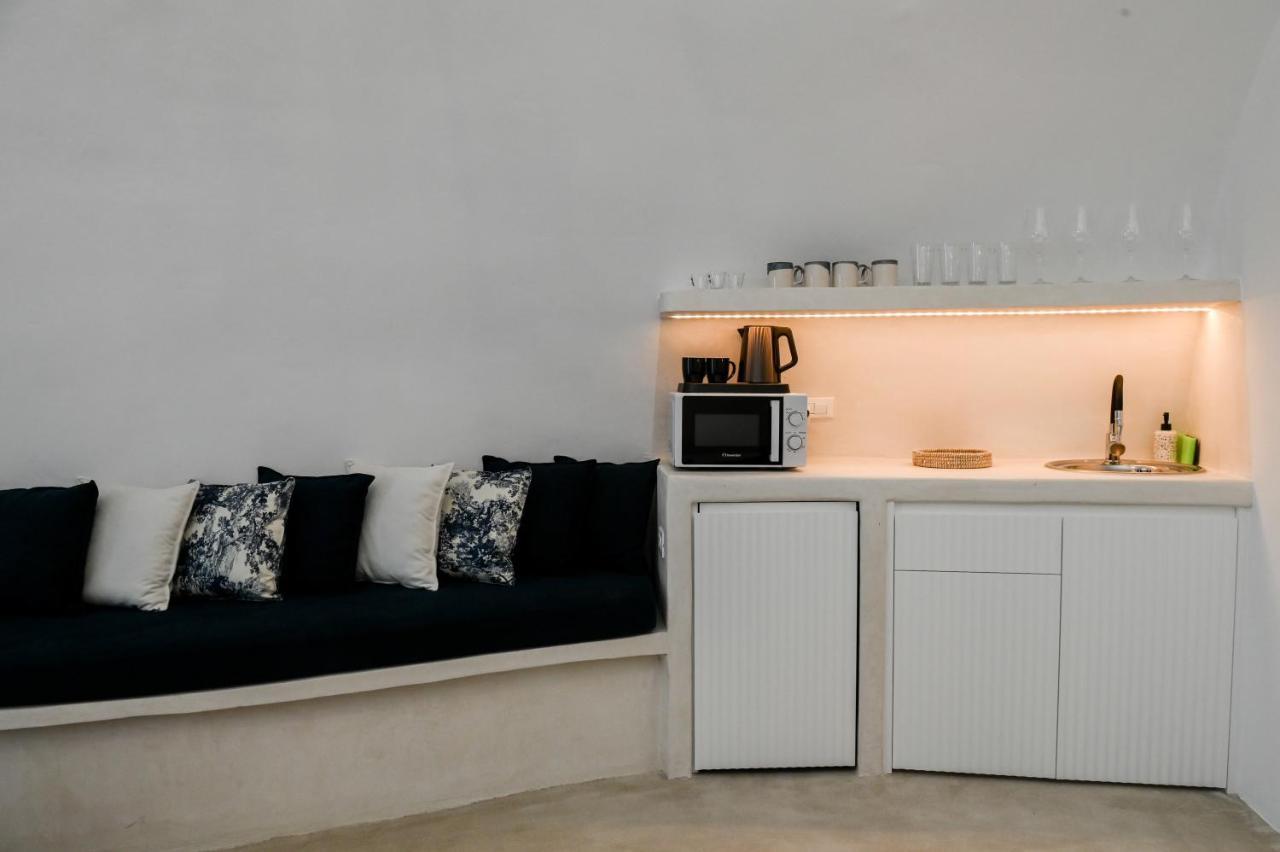 Three Bells Suites Firosztefáni Kültér fotó