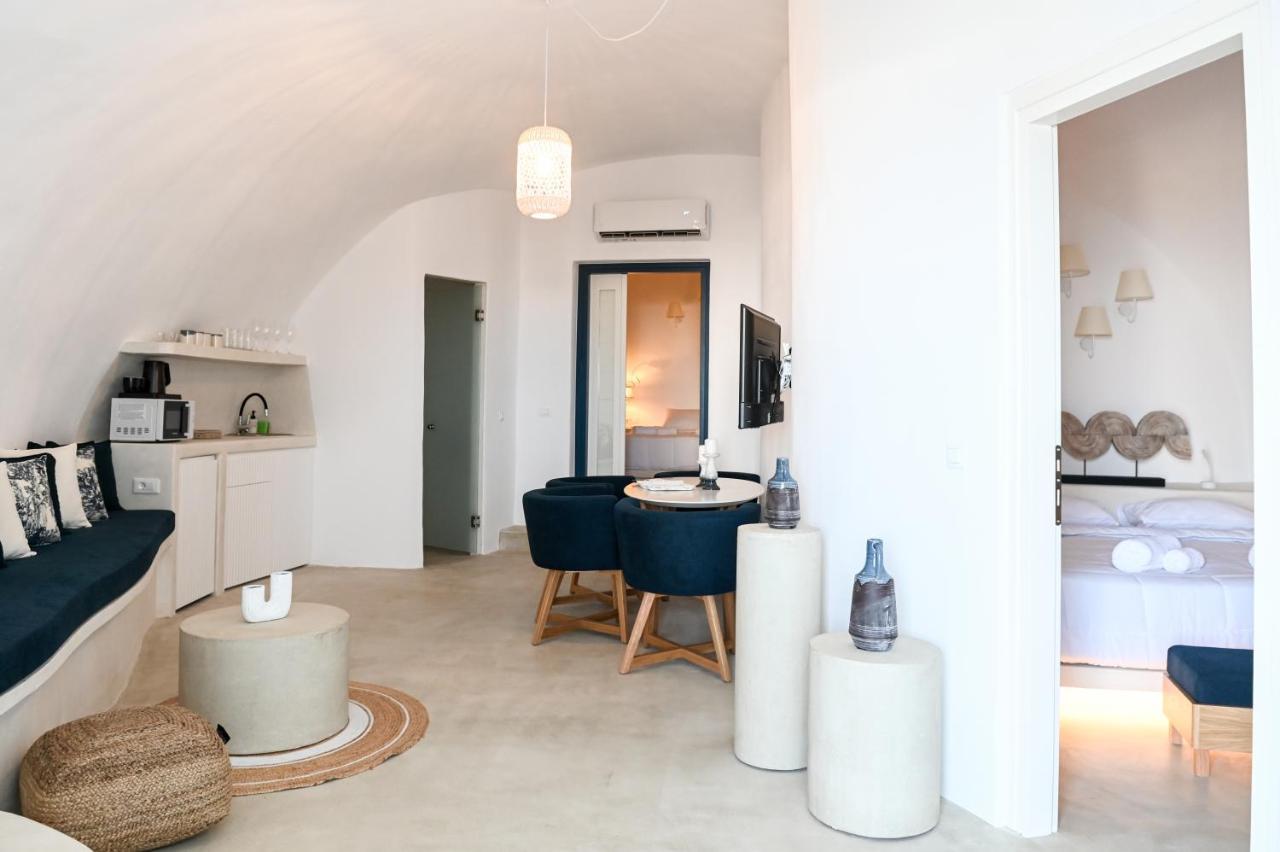 Three Bells Suites Firosztefáni Kültér fotó