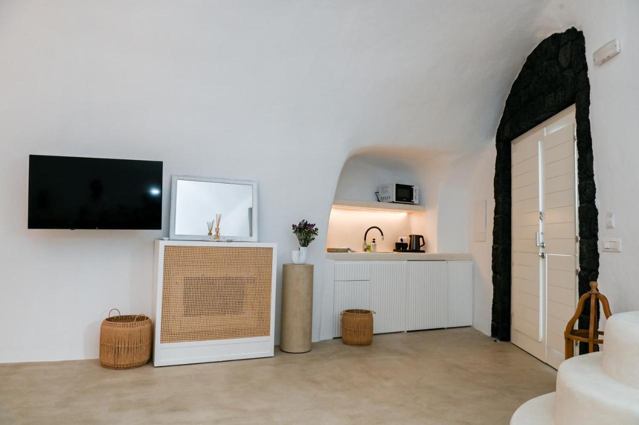 Three Bells Suites Firosztefáni Kültér fotó